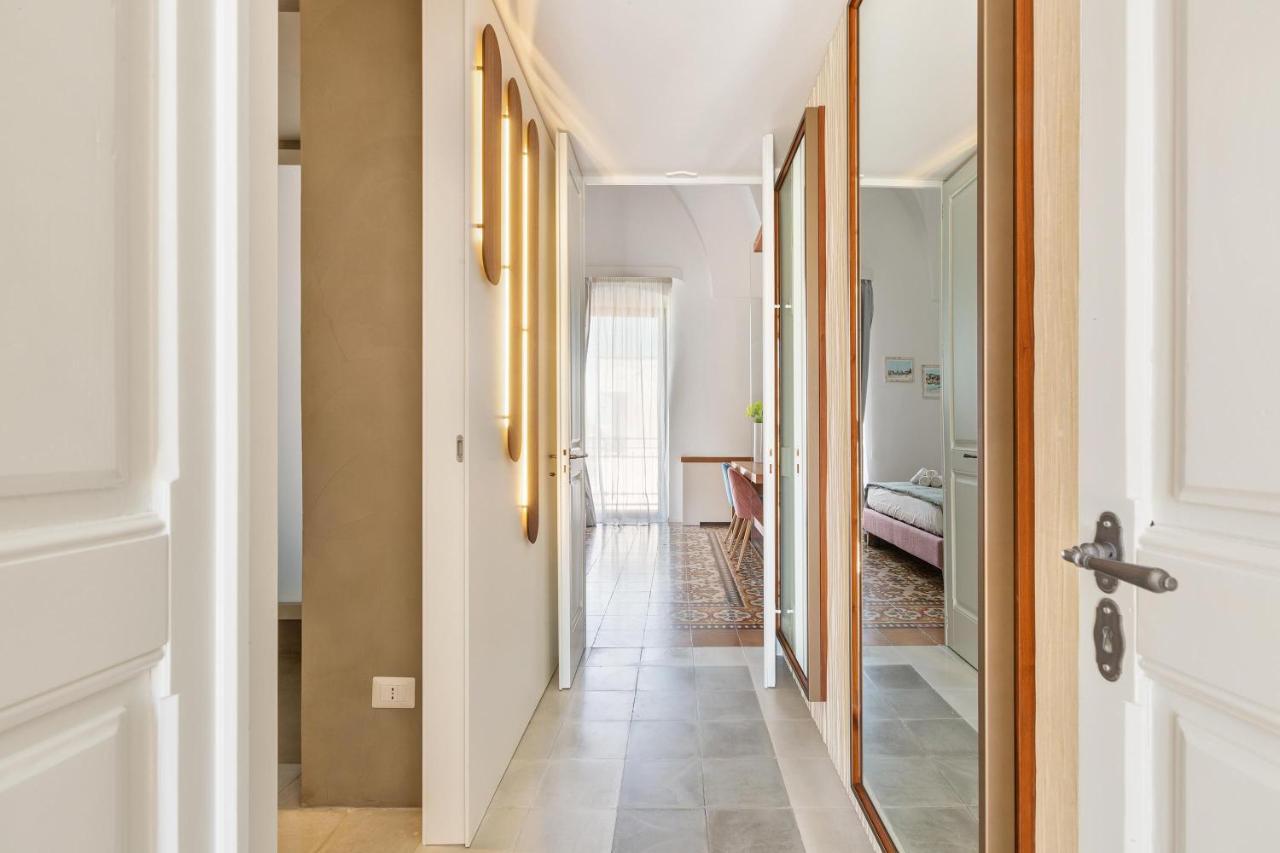B&B Palazzo Flora Collepasso Luaran gambar