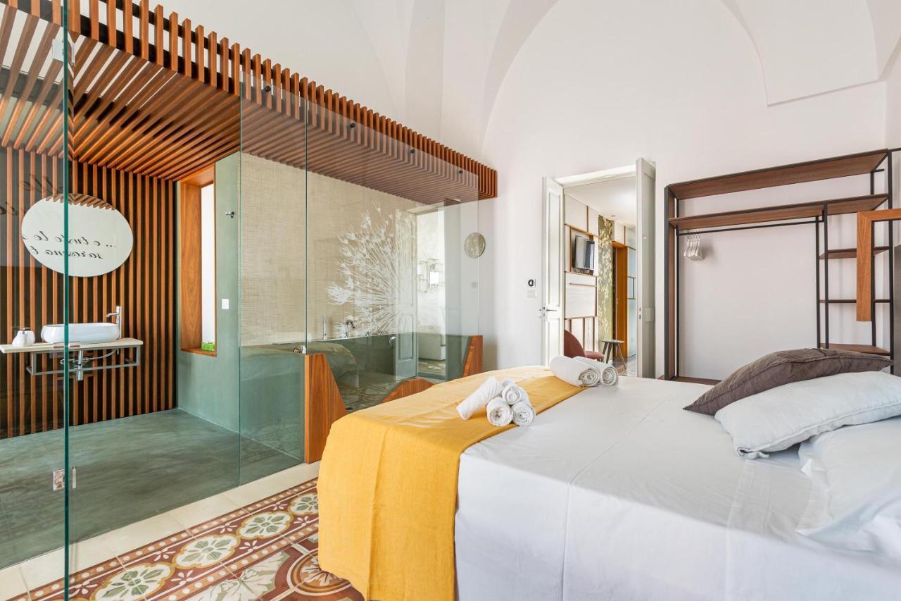 B&B Palazzo Flora Collepasso Luaran gambar