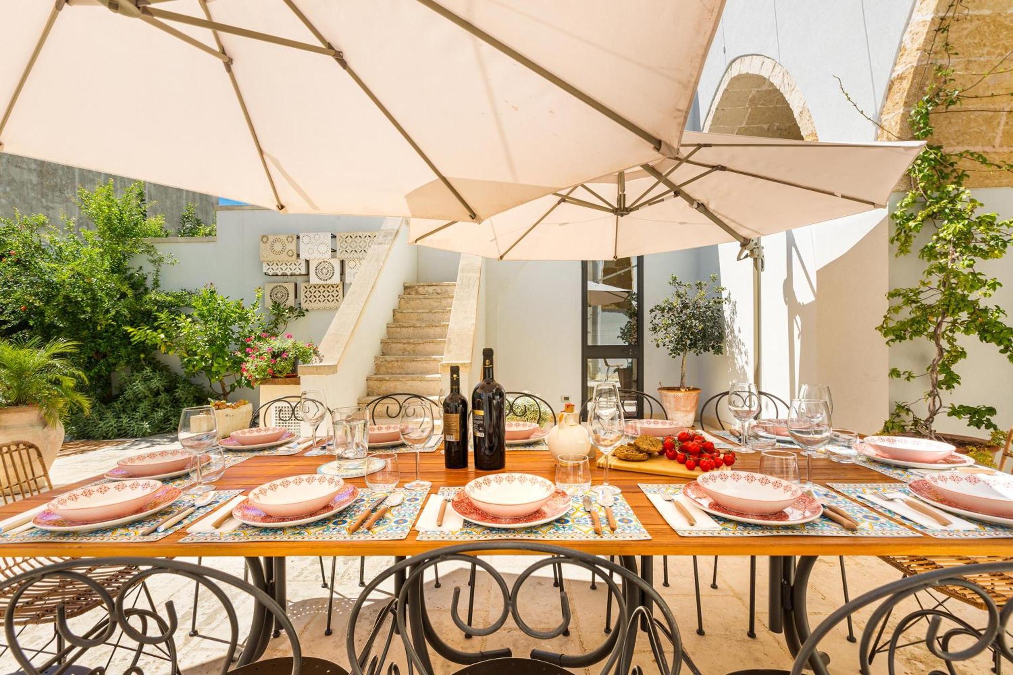 B&B Palazzo Flora Collepasso Luaran gambar